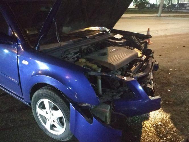 ДТП на Трудовій: два автомобілі зіткнулися “лоб в лоб”, фото №3 на сайті vsim.ua