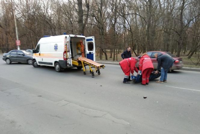 Перекинуте авто та збитий візок з немовлям: хроніка ДТП у Хмельницькому, фото №5 на сайті vsim.ua