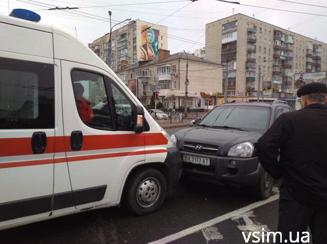 Перекинуте авто та збитий візок з немовлям: хроніка ДТП у Хмельницькому, фото №3 на сайті vsim.ua