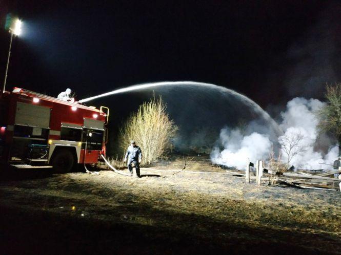 В Овруцькому районі від палаючого сухостою ледь не вигоріло напівпустуюче село, фото №2 на сайті 20minut.ua