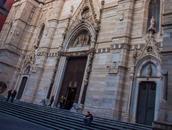 Новини Хмельницького - фото з “Бандитський і брудний, але все ж прекрасний”: пригоди хмельничанина в Неаполі “Бандитський і брудний, але все ж прекрасний”: пригоди хмельничанина в Неаполі, фото №4 на сайті vsim.ua