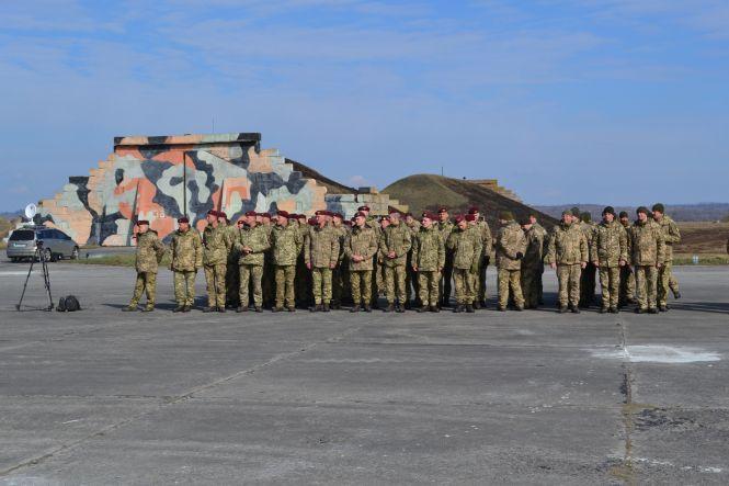 Новини Хмельницького - фото з Візит Петра Порошенка: що президент робив у Старокостянтинові Візит Петра Порошенка: що президент робив у Старокостянтинові, фото №7 на сайті vsim.ua