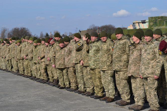 Новини Хмельницького - фото з Візит Петра Порошенка: що президент робив у Старокостянтинові Візит Петра Порошенка: що президент робив у Старокостянтинові, фото №8 на сайті vsim.ua