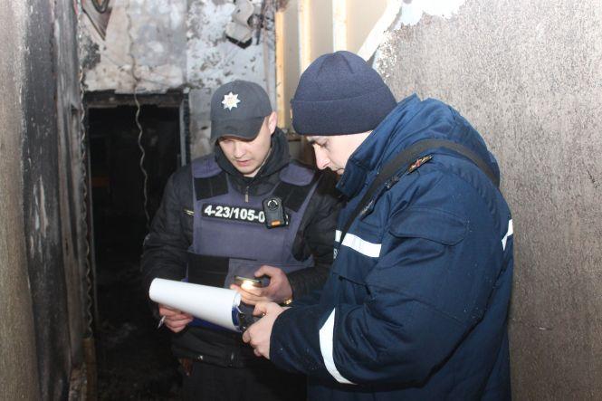 18 рятівників на 5 машинах гасили пожежу кафе на Дунаєвеччині, фото №3 на сайті vsim.ua