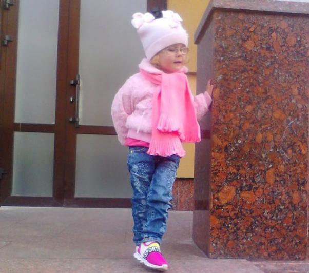 Новини Хмельницького - фото з “Я помітила, що лікарі шоковані”: як живе маленька Єва після 6 операцій на очах “Я помітила, що лікарі шоковані”: як живе маленька Єва після 6 операцій на очах, фото №3 на сайті vsim.ua