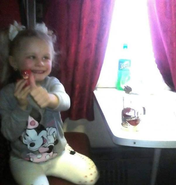 Новини Хмельницького - фото з “Я помітила, що лікарі шоковані”: як живе маленька Єва після 6 операцій на очах “Я помітила, що лікарі шоковані”: як живе маленька Єва після 6 операцій на очах, фото №4 на сайті vsim.ua