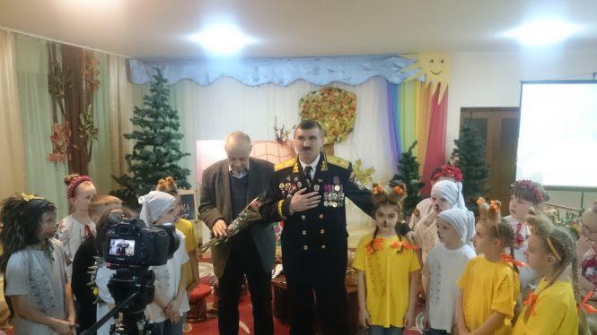 Новини Тернополя - фото з У Тернополі відбулися прем’єри вистав про сирітку Ксеню і пастку для двоголового Орла У Тернополі відбулися прем’єри вистав про сирітку Ксеню і пастку для двоголового Орла, фото №18 на сайті 20minut.ua