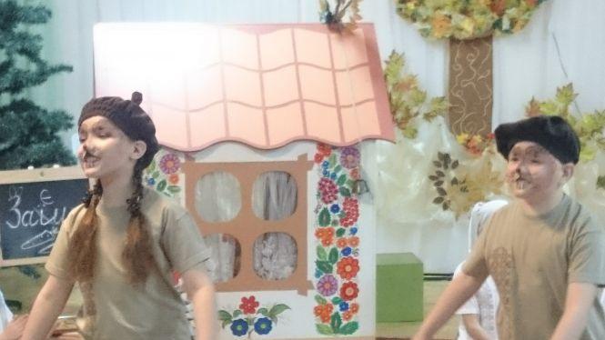 Новини Тернополя - фото з У Тернополі відбулися прем’єри вистав про сирітку Ксеню і пастку для двоголового Орла У Тернополі відбулися прем’єри вистав про сирітку Ксеню і пастку для двоголового Орла, фото №6 на сайті 20minut.ua