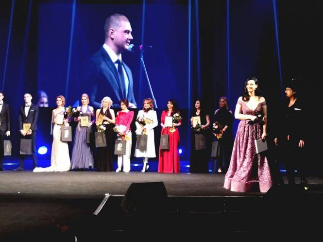 «Було круто йти червоною доріжкою разом зі знаменитостями»: тернополянка ввійшла в «ТОП-100 жінок України», фото №2 на сайті 20minut.ua