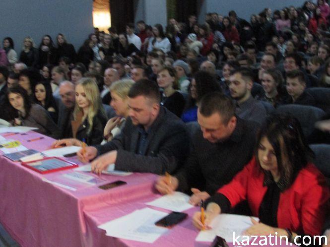 Новини Козятина - фото з Титул "Міс Козятин-2019" здобула Діана Прокопчук Титул "Міс Козятин-2019" здобула Діана Прокопчук, фото №24 на сайті 20minut.ua