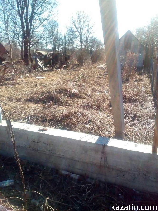 В центрі села Козятин — "підбита" електроопора та смітники, фото №7 на сайті 20minut.ua