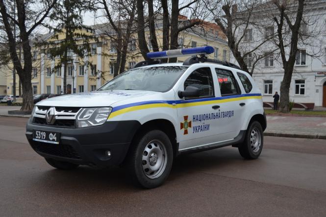 Новини Хмельницького - фото з У Хмельницькому відзначили річницю створення Нацгвардії: пройшлися маршем та показали військову техніку У Хмельницькому відзначили річницю створення Нацгвардії: пройшлися маршем та показали військову техніку, фото №1 на сайті vsim.ua