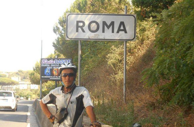 Новини Вінниці - фото з На велосипеді з Вінниці до Парижа, Берна, Сан-Марино… 19 тисяч кілометрів накрутив по Європі На велосипеді з Вінниці до Парижа, Берна, Сан-Марино… 19 тисяч кілометрів накрутив по Європі, фото №8 на сайті 20minut.ua