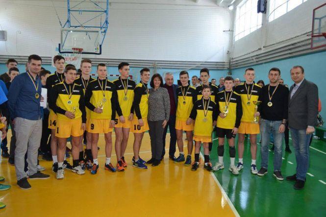 Новини Тернополя - фото з Фото дня: тернопільські волейболісти - переможці Чемпіонату України Фото дня: тернопільські волейболісти - переможці Чемпіонату України, фото №1 на сайті 20minut.ua