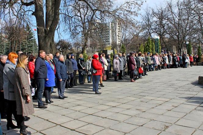 Новини Кам'янця-Подільського - фото з Кам'янчани вшанували визволителів міста (ФОТО) Кам'янчани вшанували визволителів міста (ФОТО), фото №2 на сайті 20minut.ua
