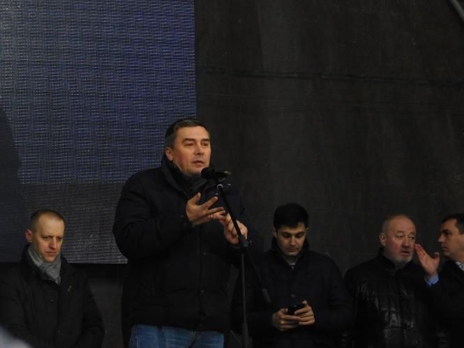 Новини Хмельницького - фото з «Марш Єдності» у Хмельницькому: Гриценко – шанс країни на зміни (прес-служба Анатолія Гриценка) «Марш Єдності» у Хмельницькому: Гриценко – шанс країни на зміни (прес-служба Анатолія Гриценка), фото №10 на сайті vsim.ua