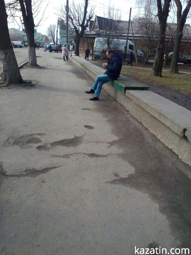 Новини Козятина - фото з Козятин сьогодні, 29 березня: базар і собаки Козятин сьогодні, 29 березня: базар і собаки, фото №2 на сайті 20minut.ua