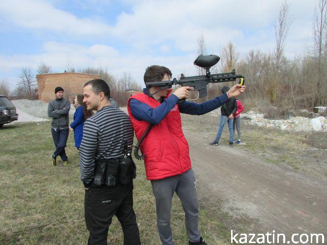 Новини Козятина - фото з З віртуальності в реальність: "сіро-зелені" козятинці грали у пейнтбол З віртуальності в реальність: "сіро-зелені" козятинці грали у пейнтбол, фото №13 на сайті 20minut.ua