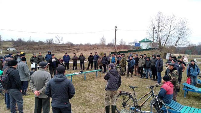 Новини Козятина - фото з Челендж триває: суботник на Талемонівці від мешканців східної частини Козятина Челендж триває: суботник на Талемонівці від мешканців східної частини Козятина, фото №7 на сайті 20minut.ua