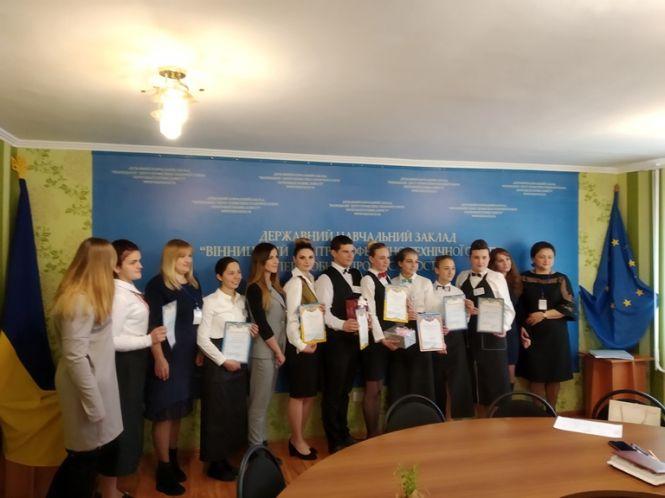 Олена Бережнюк — бронзовий призер з  професії  "Офіціант", фото №3 на сайті 20minut.ua