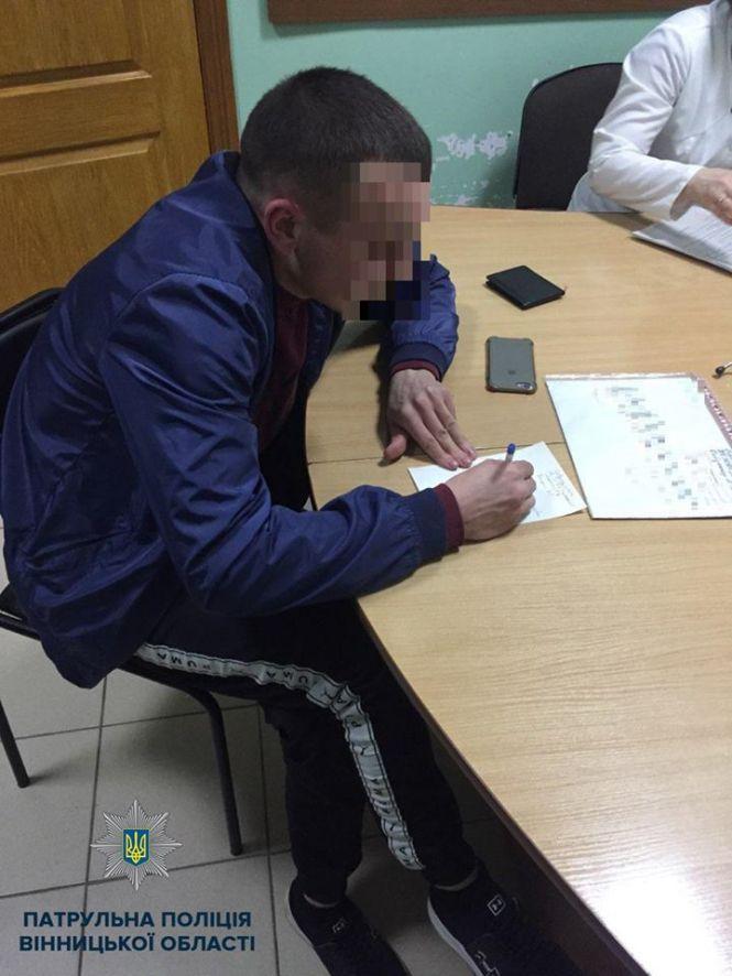 На Келецькій п'яний на BMW зніс паркан. Водій вигадав собі «геніальне» виправдання, фото №1 на сайті 20minut.ua
