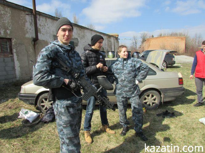 Новини Козятина - фото з З віртуальності в реальність: "сіро-зелені" козятинці грали у пейнтбол З віртуальності в реальність: "сіро-зелені" козятинці грали у пейнтбол, фото №1 на сайті 20minut.ua