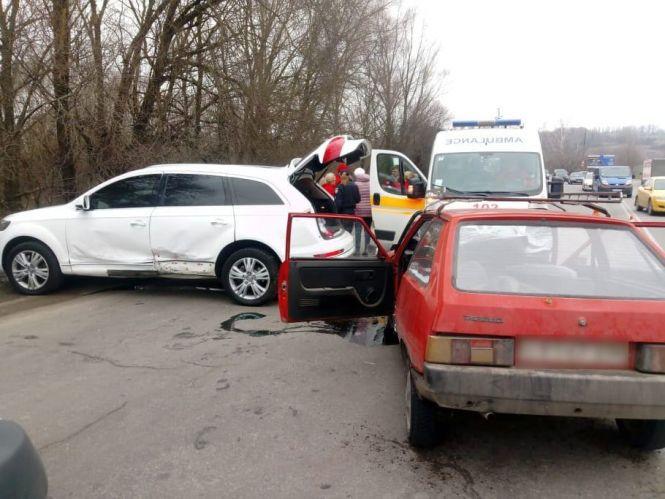 Новини Хмельницького - фото з Двоє людей постраждали в ДТП на Західно-Окружній Двоє людей постраждали в ДТП на Західно-Окружній, фото №1 на сайті vsim.ua