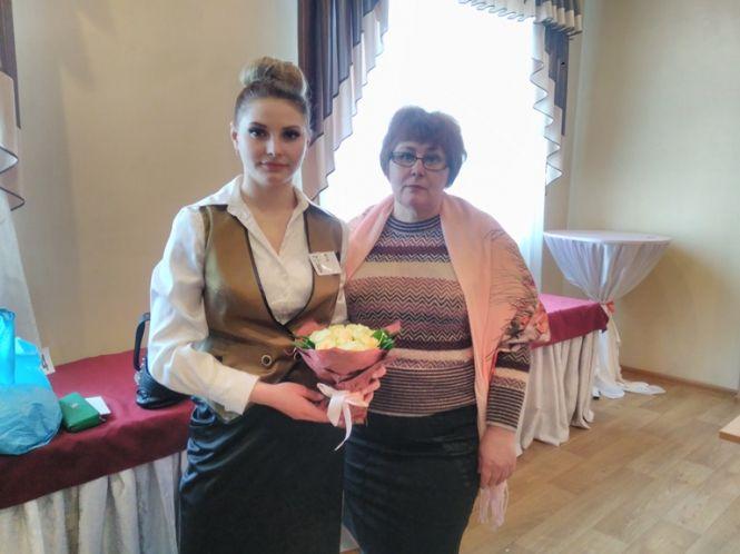 Олена Бережнюк — бронзовий призер з  професії  "Офіціант", фото №2 на сайті 20minut.ua