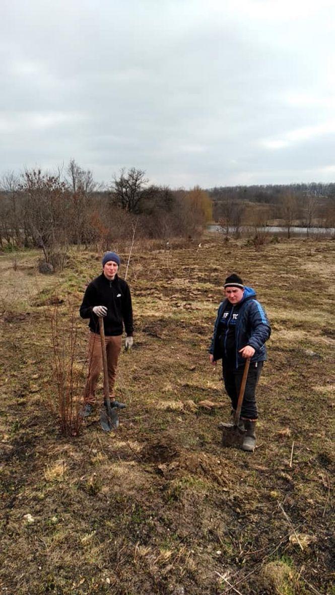 Новини Козятина - фото з Челендж триває: суботник на Талемонівці від мешканців східної частини Козятина Челендж триває: суботник на Талемонівці від мешканців східної частини Козятина, фото №5 на сайті 20minut.ua