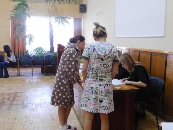 “Мімімішні” вибори: як голосують у хмельницькому пологовому, фото №7 на сайті vsim.ua