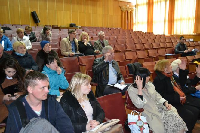 Новини Хмельницького - фото з Без черг і скандалів: як в ОВК приймають бюлетені з дільниць Без черг і скандалів: як в ОВК приймають бюлетені з дільниць, фото №18 на сайті vsim.ua