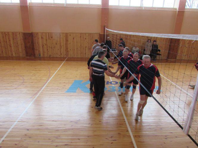 Новини Козятина - фото з На турнірі пам’яті лікаря Свириденка перемогли ветерани Козятина