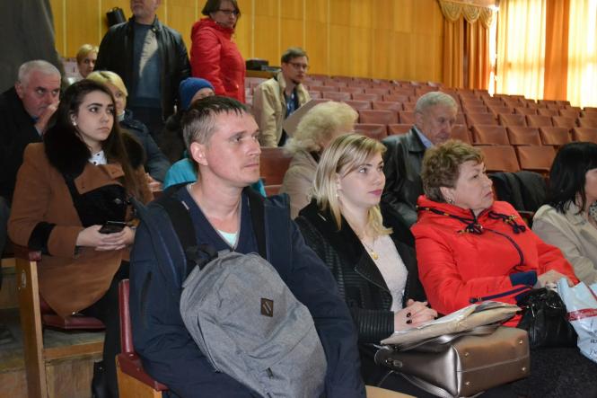 Новини Хмельницького - фото з Без черг і скандалів: як в ОВК приймають бюлетені з дільниць Без черг і скандалів: як в ОВК приймають бюлетені з дільниць, фото №11 на сайті vsim.ua