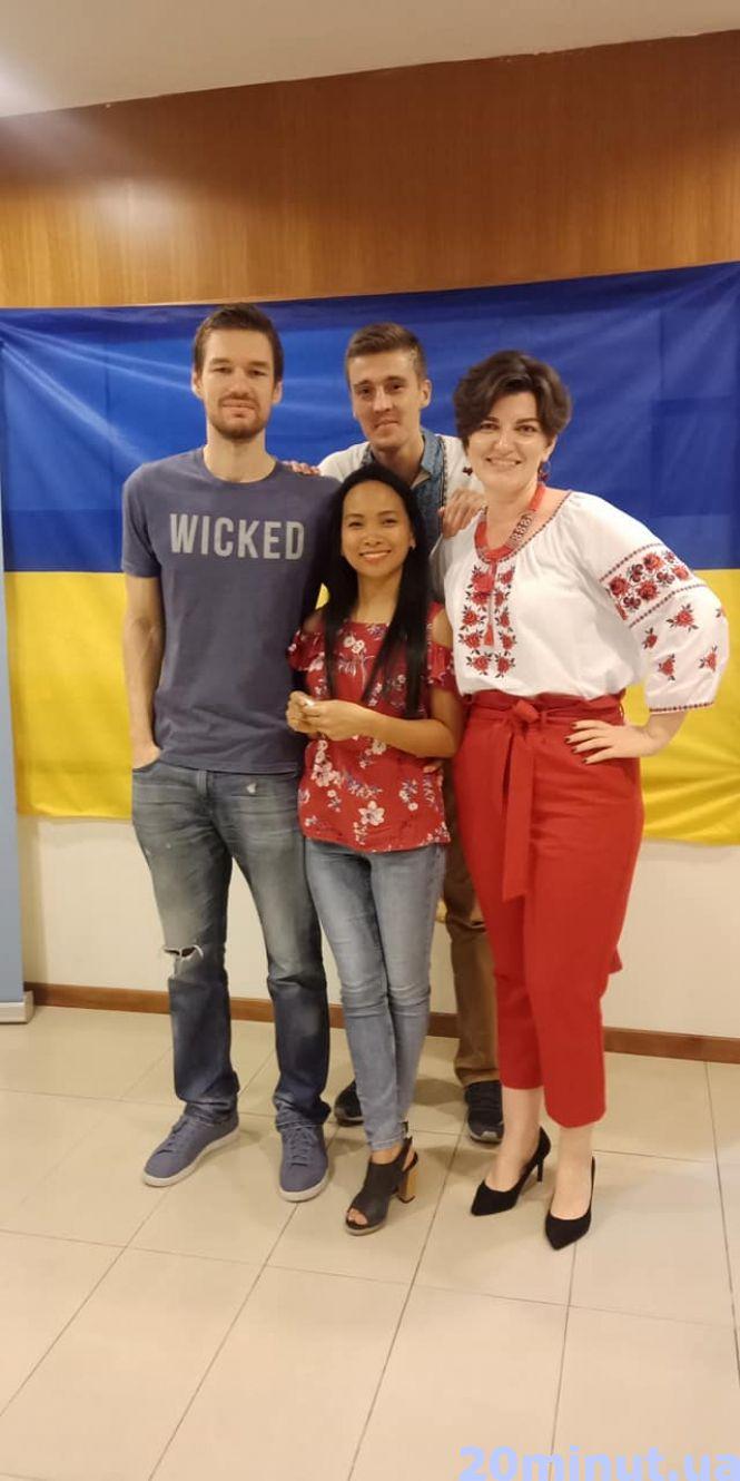 “Люди не думають про завтра”: тернополяни розповіли, як голосували українці за кордоном, фото №2 на сайті 20minut.ua