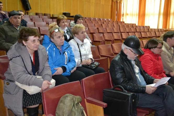 Новини Хмельницького - фото з Без черг і скандалів: як в ОВК приймають бюлетені з дільниць Без черг і скандалів: як в ОВК приймають бюлетені з дільниць, фото №14 на сайті vsim.ua