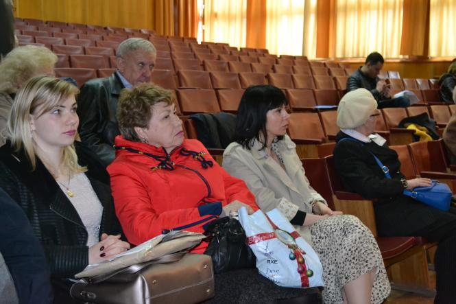 Новини Хмельницького - фото з Без черг і скандалів: як в ОВК приймають бюлетені з дільниць Без черг і скандалів: як в ОВК приймають бюлетені з дільниць, фото №12 на сайті vsim.ua