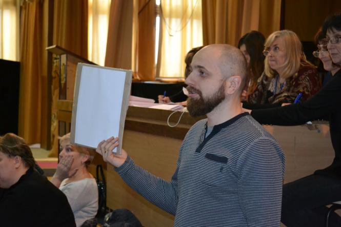 Новини Хмельницького - фото з Без черг і скандалів: як в ОВК приймають бюлетені з дільниць Без черг і скандалів: як в ОВК приймають бюлетені з дільниць, фото №15 на сайті vsim.ua