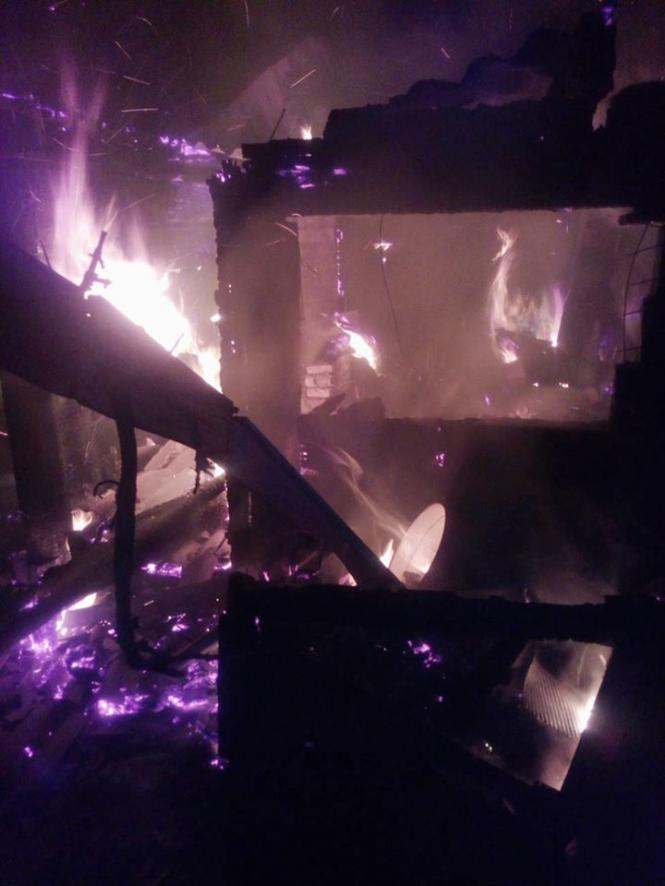 Кам'янецькі  надзвичайники рятували свійських тварин з палаючого хліву, фото №1 на сайті 20minut.ua