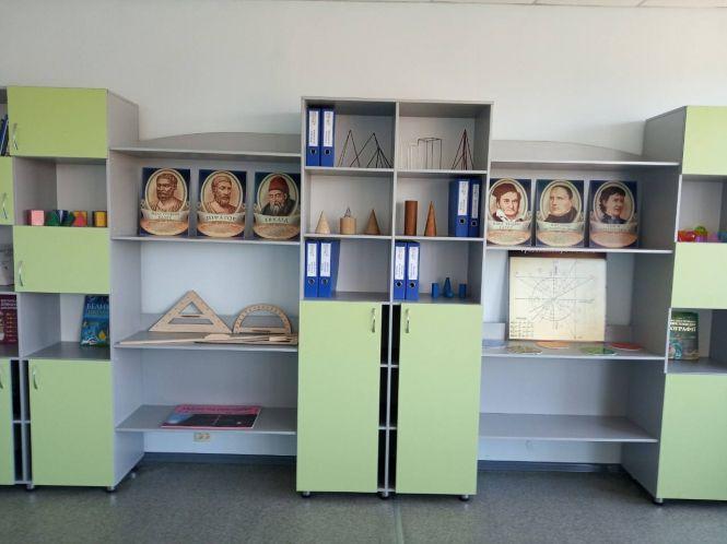 360 тисяч на Інтелект-хаб: у ліцеї-школі  відкрили сучасний кабінеті математики, фото №1 на сайті 20minut.ua