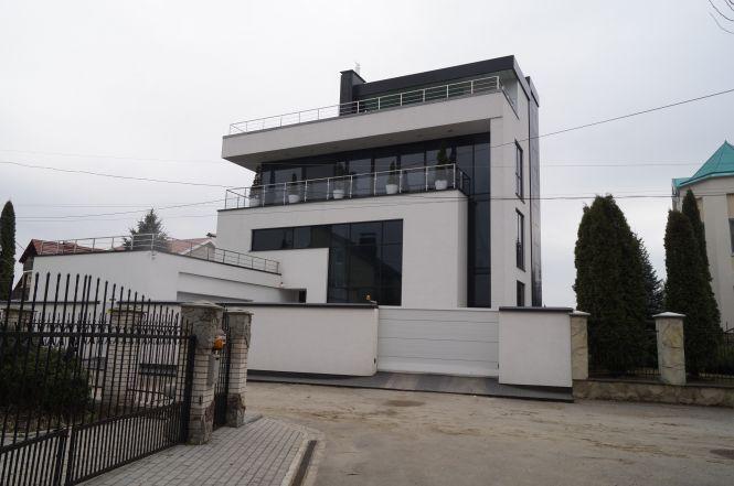 Новини Вінниці - фото з Розкішні маєтки, сміття та «жлобська» гойдалка:  Набережна від Сабарова до Ющенка Розкішні маєтки, сміття та «жлобська» гойдалка:  Набережна від Сабарова до Ющенка, фото №44 на сайті 20minut.ua