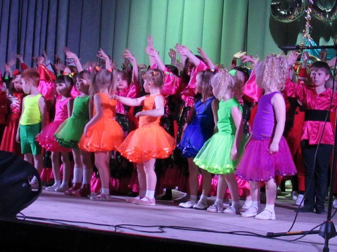 Новини Козятина - фото з "Зорянка Арт" відсвяткувала 50 річний ювілей! "Зорянка Арт" відсвяткувала 50 річний ювілей!, фото №21 на сайті 20minut.ua