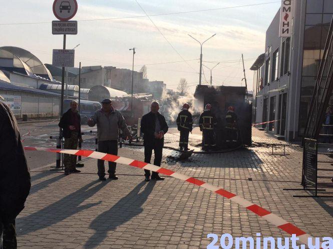 Новини Тернополя - фото з У Тернополі пожежа біля автовокзалу У Тернополі пожежа біля автовокзалу, фото №1 на сайті 20minut.ua