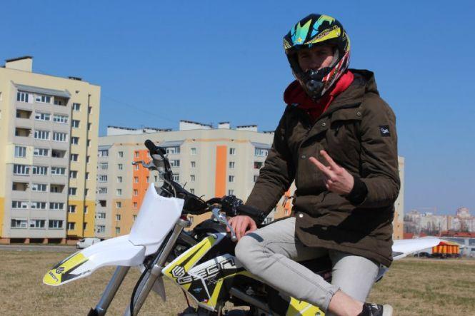 Новини Вінниці - фото з #Нові_Враження: як ми вперше каталися на пітбайку #Нові_Враження: як ми вперше каталися на пітбайку, фото №1 на сайті 20minut.ua
