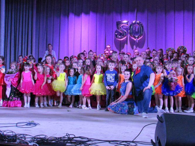 Новини Козятина - фото з "Зорянка Арт" відсвяткувала 50 річний ювілей! "Зорянка Арт" відсвяткувала 50 річний ювілей!, фото №31 на сайті 20minut.ua