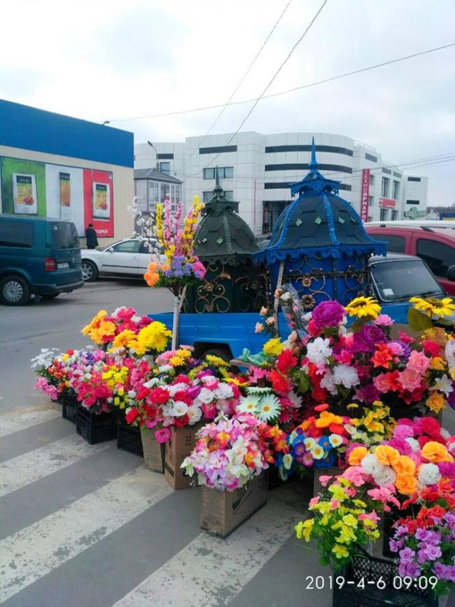 Боротьба зі стихійною торгівлею на вулицях Кам'янця, фото №2 на сайті 20minut.ua