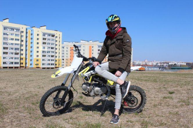 Новини Вінниці - фото з #Нові_Враження: як ми вперше каталися на пітбайку #Нові_Враження: як ми вперше каталися на пітбайку, фото №2 на сайті 20minut.ua