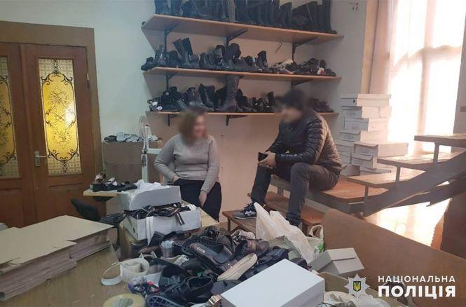 У Хмельницькому викрили підпільний взуттєвий цех з нелегалами, фото №1 на сайті vsim.ua