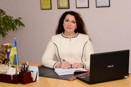 Хмельницькі школярки побили 14-річну дівчину та виклали відео у Facebook. Вони вже в поліції, фото №1 на сайті vsim.ua