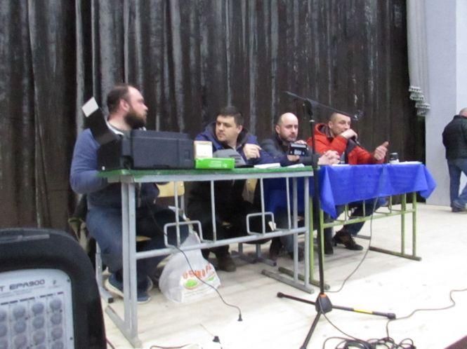 Новини Козятина - фото з Збори клубу Козятинських рибалок: визначили дату суботника та роздали посвідчення Збори клубу Козятинських рибалок: визначили дату суботника та роздали посвідчення, фото №4 на сайті 20minut.ua