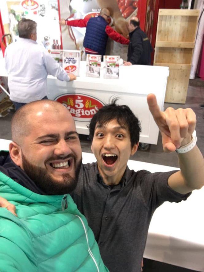 Новини Тернополя - фото з Чортківчанин змагається за звання найкращого піцайоло світу в Італії Чортківчанин змагається за звання найкращого піцайоло світу в Італії, фото №3 на сайті 20minut.ua